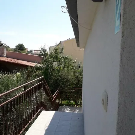 Stipe, Razanj-ljoljinica 107 Apartment *